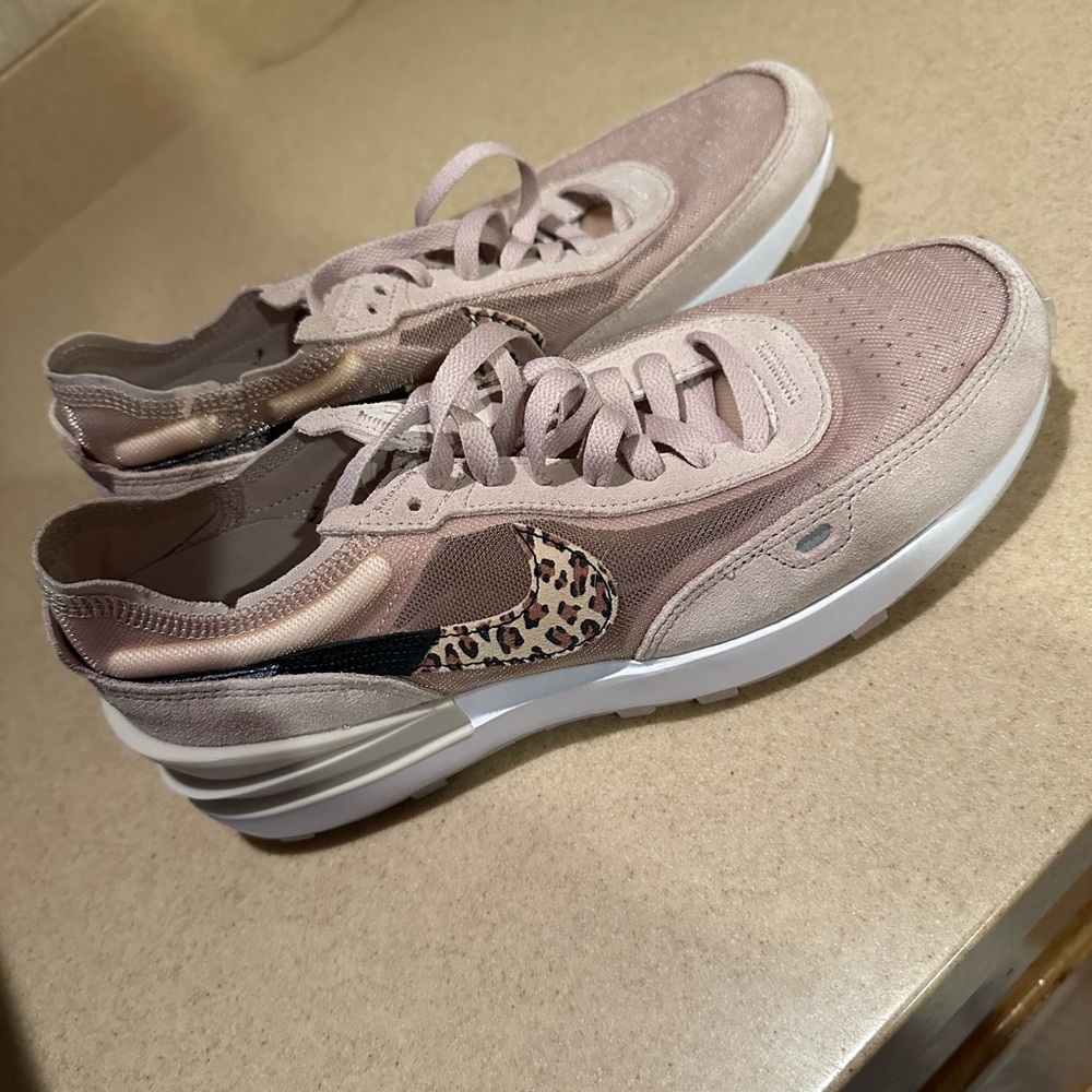 Nike Waffle One SE